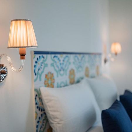 Ottaviano Suite - Elegante Attico Vista Mare ตาออร์มินา ภายนอก รูปภาพ